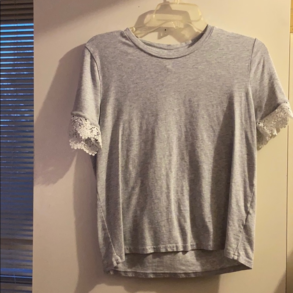 Women’s t shirt